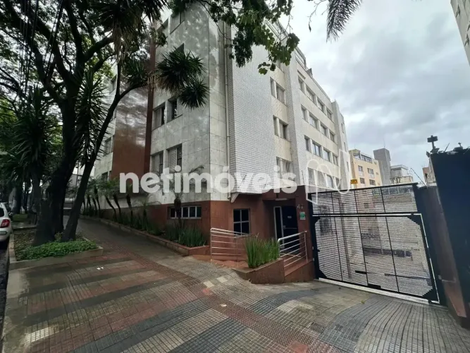 Excelente 4 Quartos na avenida Bandeirantes