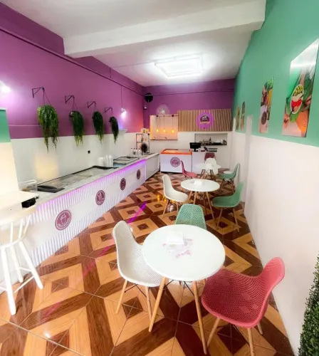 OPORTUNIDADE - VENDO AÇAÍTERIA / SORVETERIA