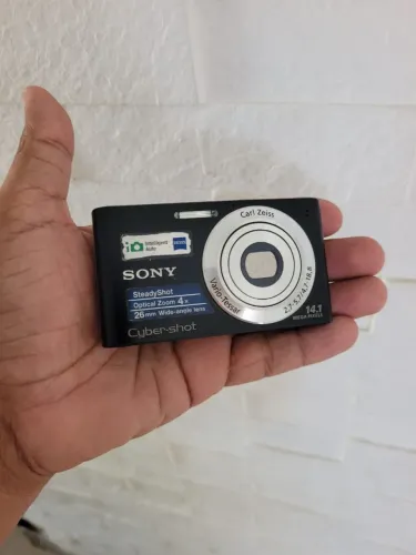 Câmera digital Sony cyber 