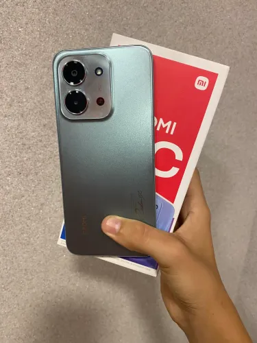 Escrita  Redmi 15C Verde 256GB / 4GB RAM ? R$ 900 