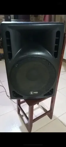 Caixa De Som Ativa Onyx Profissional - 15 Polegadas Com Bluetooth/ USB e Entradas XLR/P10