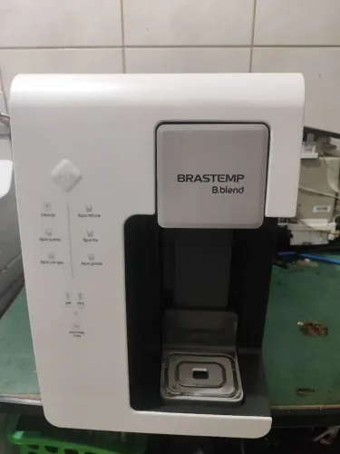 Máquina de Bebidas Brastemp Bblend 220v