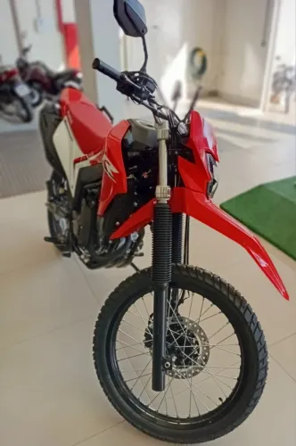 XR 300 TORNADO