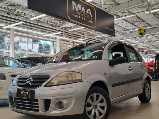 Citroen C3 GLX 1.4/ GLX Sonora 1.4 Flex 8V 5P 2010