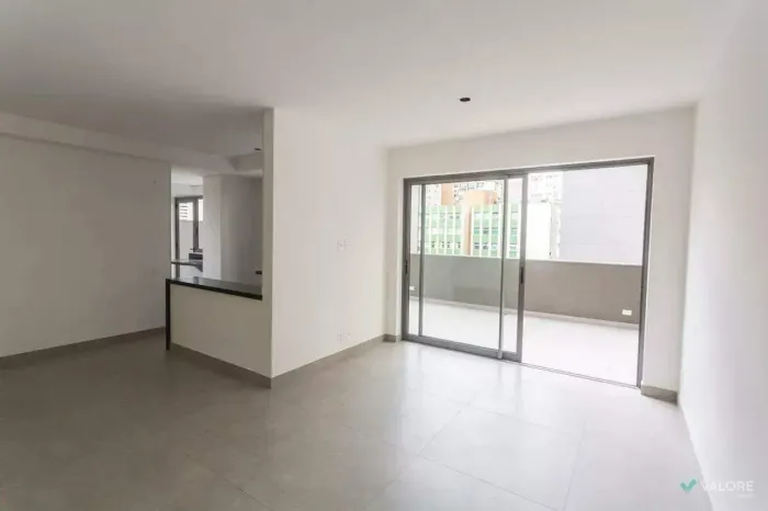 Apartamento com área privativa 2 suítes Funcionários