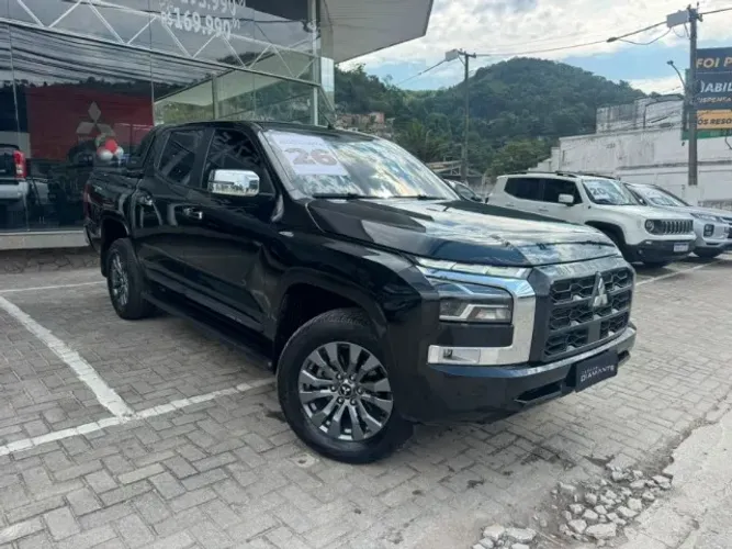 Mitsubishi TRITON HPE 2.4 CD 4X4 TB Diesel Aut. 2026