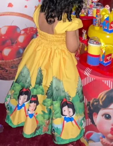 Branca de neve vestido 2 anos 