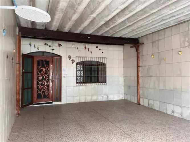 Casa com 1 dormitório à venda, 100 m² por R$ 360.000 - Vila Guilhermina - Praia Grande/SP