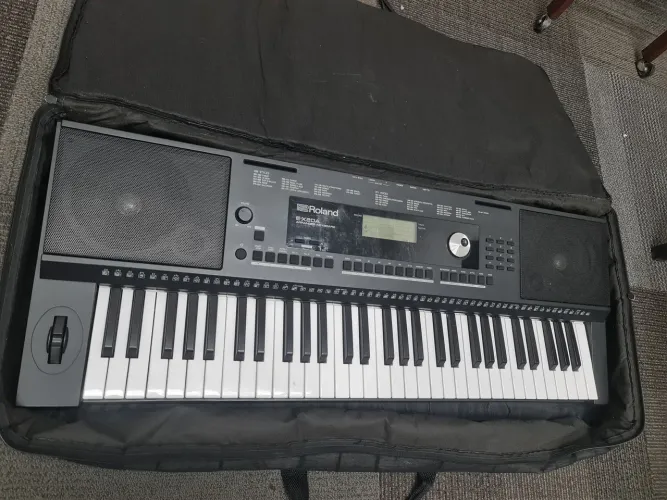 Teclado Arranjador Roland EX20A