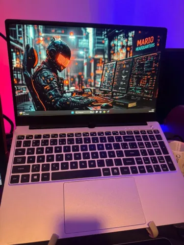 Notebook Intel Core i3 4gb, SSD 120gb Windows11, Tela Grande, Teclado Numérico