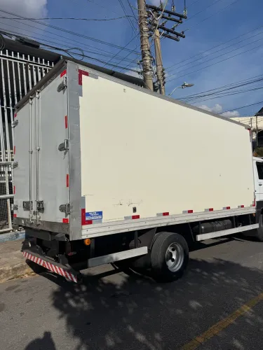 Baú refrigerado - 5 graus