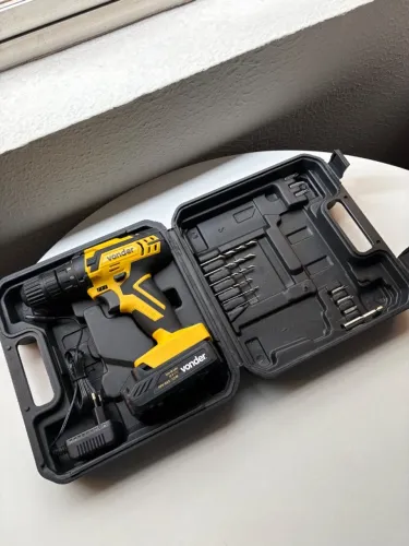 Parafusadeira e Furadeira 12 V - Vonder