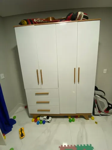 Guarda roupa 