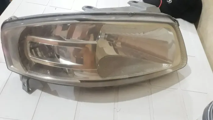 Farol do gol g4 ld direito