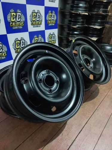 Jogo de roda Peugeot aro 15 em otimo estado. R$790,00 o jogo. Disk entrega