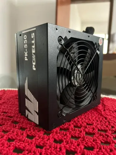 FONTE 550W PCWELLS PFC ATIVO --> VENDO OU TROCO
