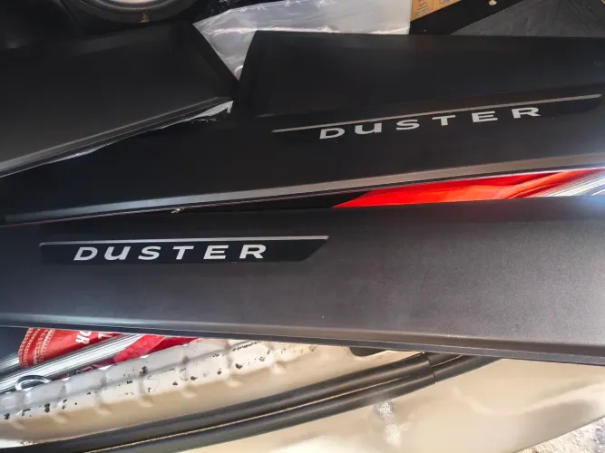 Friso para portas duster 2020 em diante 
