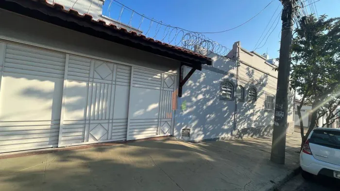 Casa com 2 dormitórios para alugar, 118 m² por R$ 2.650,00/mês - Paulista - Piracicaba/SP