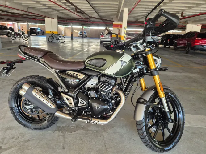 Scrambler 400x Verde estado de Nova