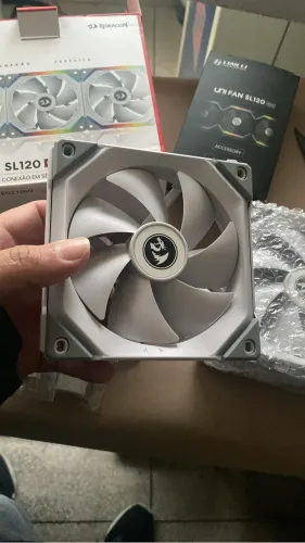 KIT 3 FANS LIAN LI UNI FAN SL120 (EDIÇÃO REDRAGON) - BRANCAS - 120mm