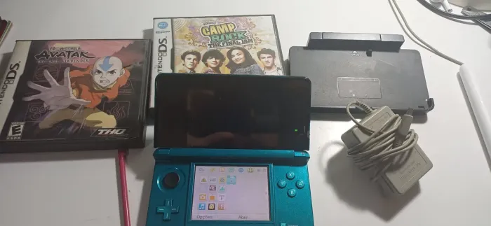 (Para ofertas) Nintendo 3ds com defeito na tela