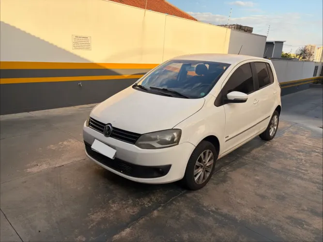 Volkswagen Fox Prime/higli. 1.6 Total Flex 8V 5P 2011