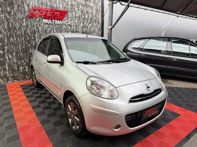 Nissan March S 1.0 16V Flex Fuel 5P 2013