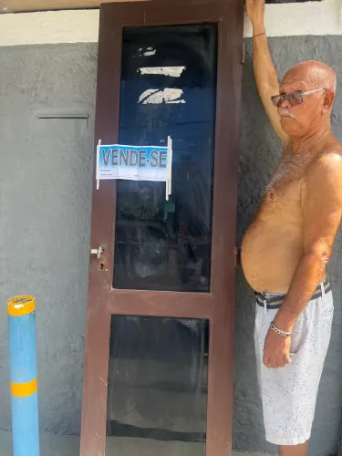 Vendo Porta fumé em ótimo estado 