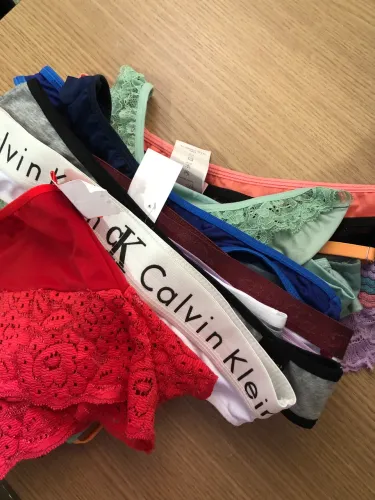 Vendo lote de Calcinhas 20 peças no total!!