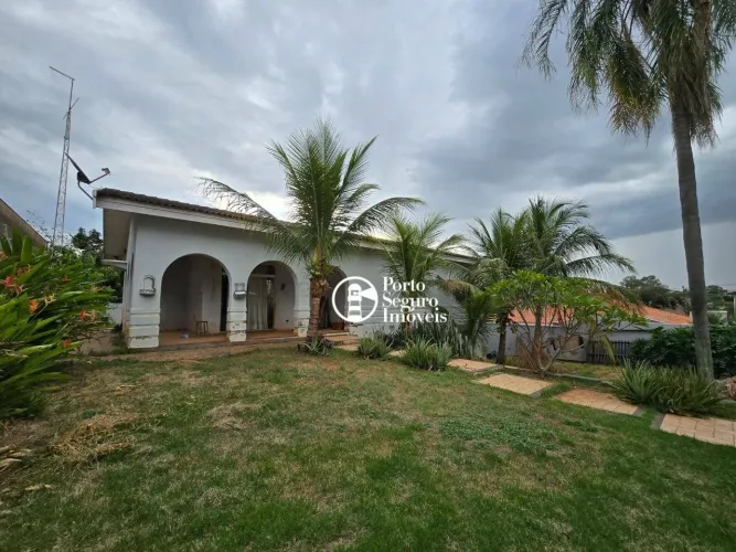 Casa com 3 dormitórios para alugar, 302 m² por R$ 7.305/mês - Vila Jones - Americana/SP