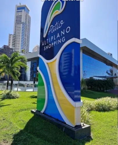 Shopping Altiplano Pátio . As salas mais concorridas da cidade. 