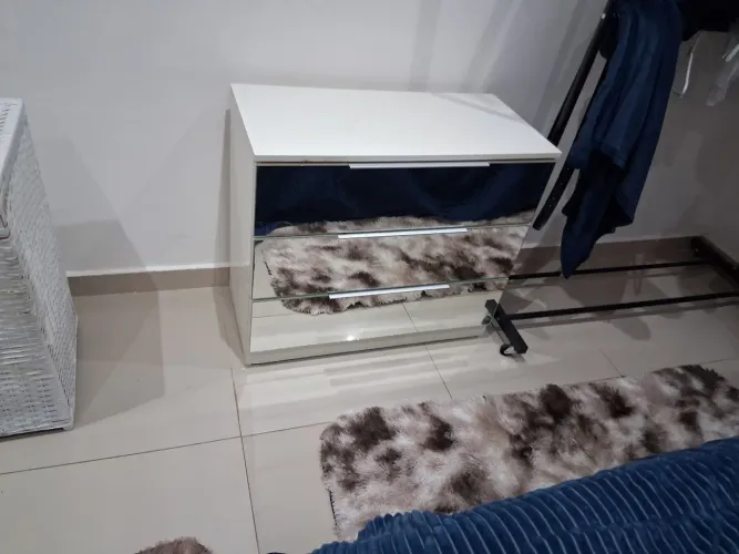 Gaveteiro Espelhado 3 gavetas Lindo