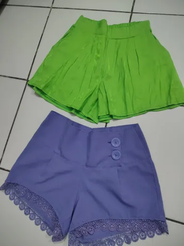 Lote de roupas femininas usadas ~shorts, bodys, macaquinhos, blusas, etc...