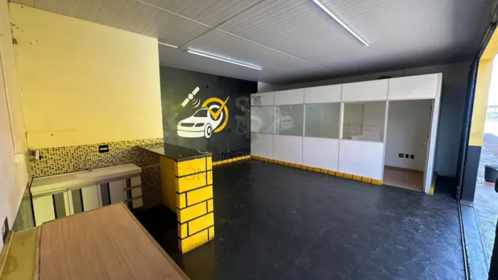 Box comercial para alugar com 48,00m² de área útil no bairro Parque Industrial Lagoinha, e