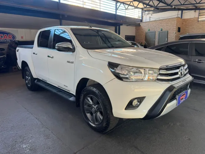 Toyota Hilux CD SRV 4X4 2.8 TDI Diesel Aut. 2018