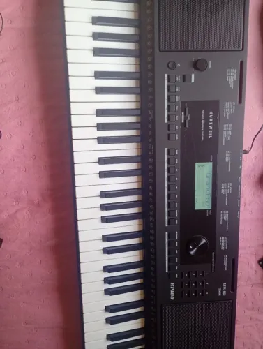 Teclado KURZWEIL 1000$