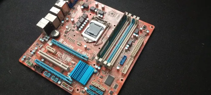 LGA-1155 COM 2GB RAM DDR3