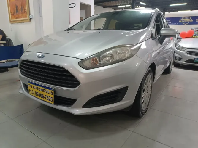 Ford Fiesta 1.5 16V Flex Mec. 5P 2015