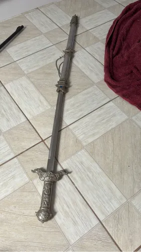 Espada chinesa de aço 