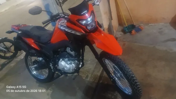 600 km
