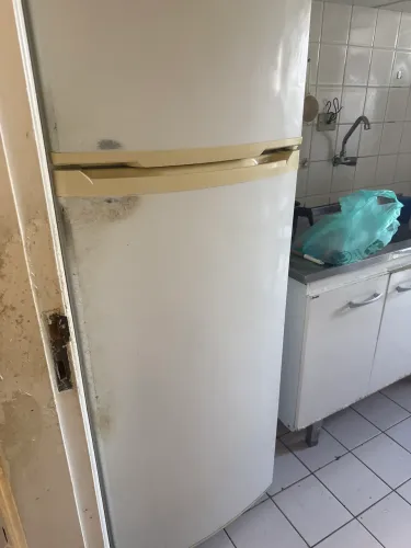 Geladeira cônsul crd36