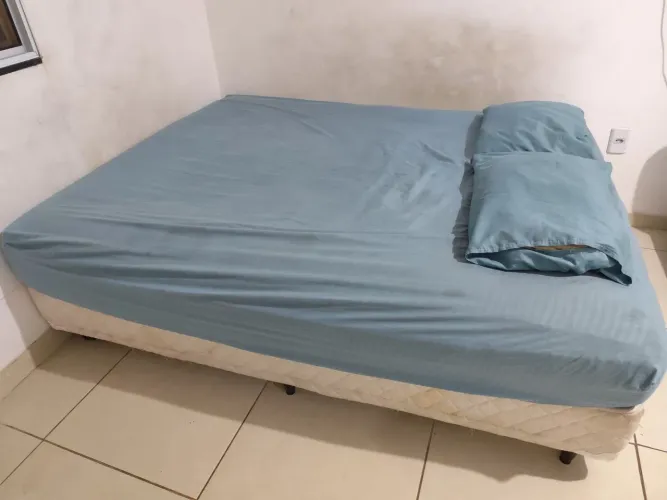 CAMA QUEEN - BASE + COLCHÃO