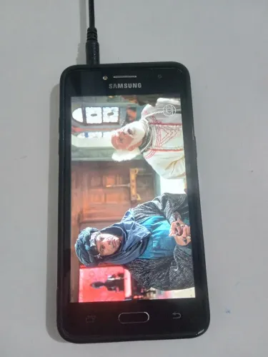 CELULAR COM TV DIGITAL