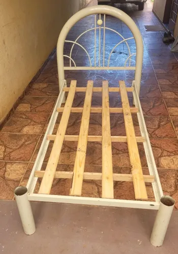 Cama de solteiro