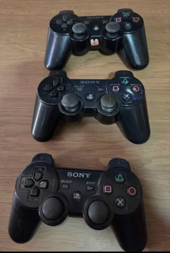 Controles de ps3 no estado