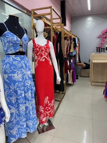 Vendo loja de roupa 