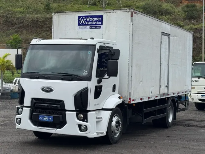 FORD CARGO 1519 2016 - CAMINHAO TOCO BAU 7 METROS 15180 15190 1719 1718