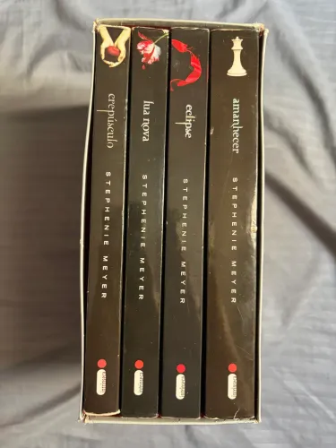 Livro Box Crepúsculo - Stephenie Meyer (Usado)