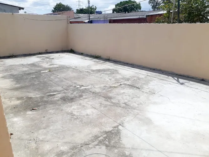 Venda de uma casa no conjunto nova cidade.