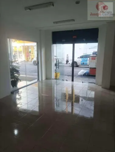ALUGO ÓTIMA LOJA COMERCIAL TÉRREA NO BAIRRO DA BOA VISTA / RECIFE